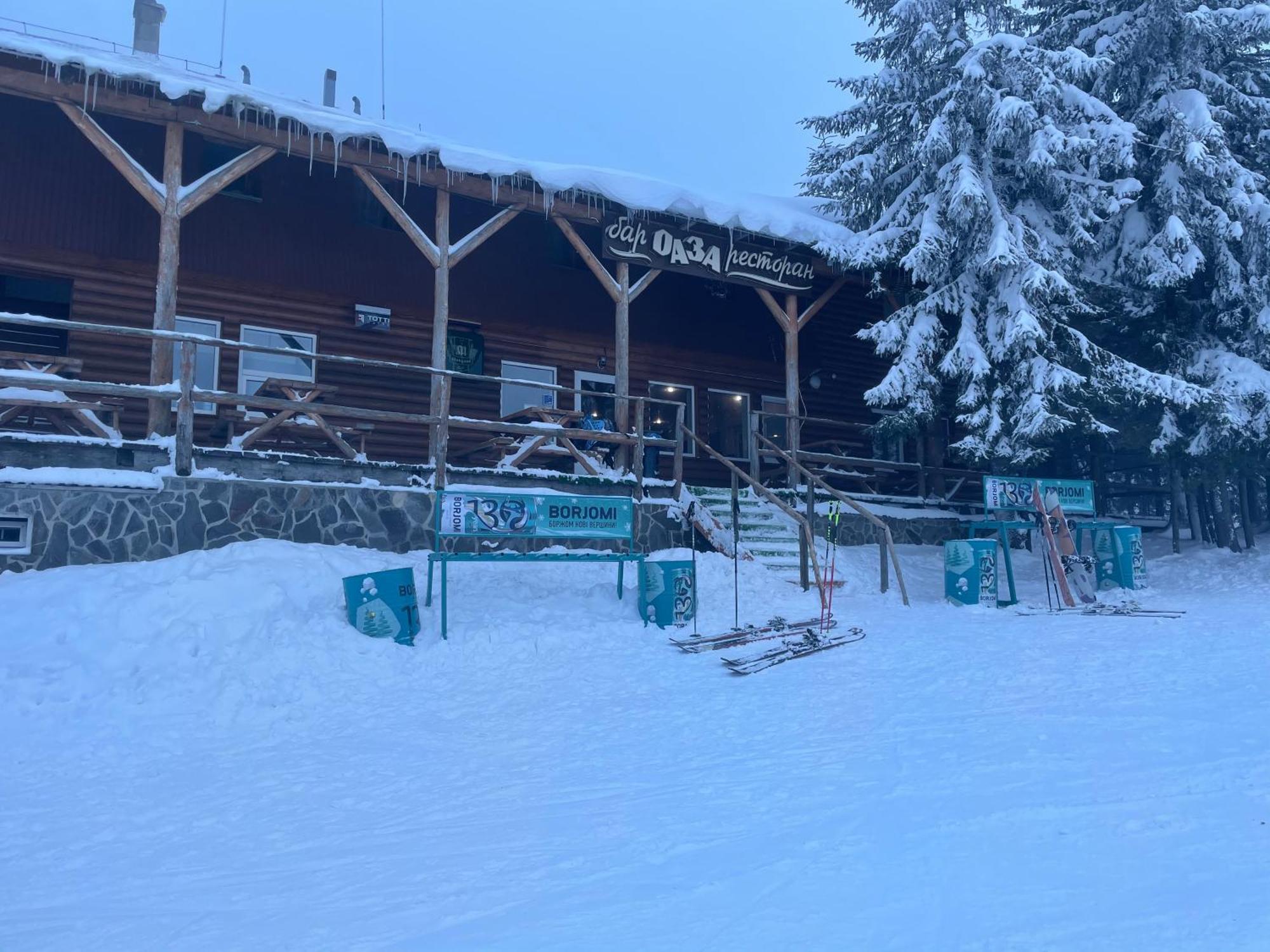Оаза Hotell Dragobrat Exteriör bild