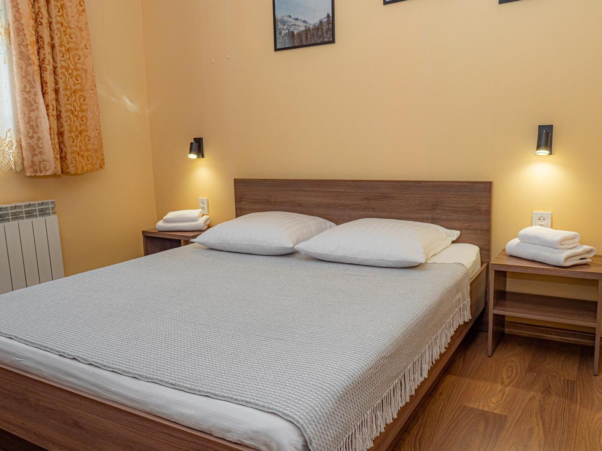 Оаза Hotell Dragobrat Exteriör bild
