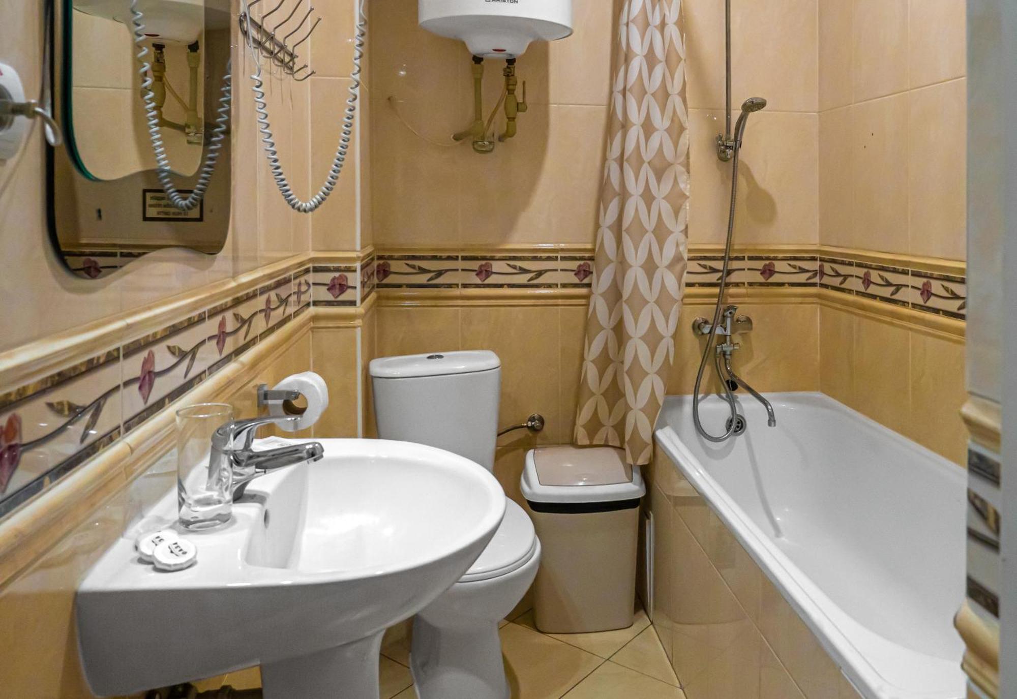 Оаза Hotell Dragobrat Exteriör bild