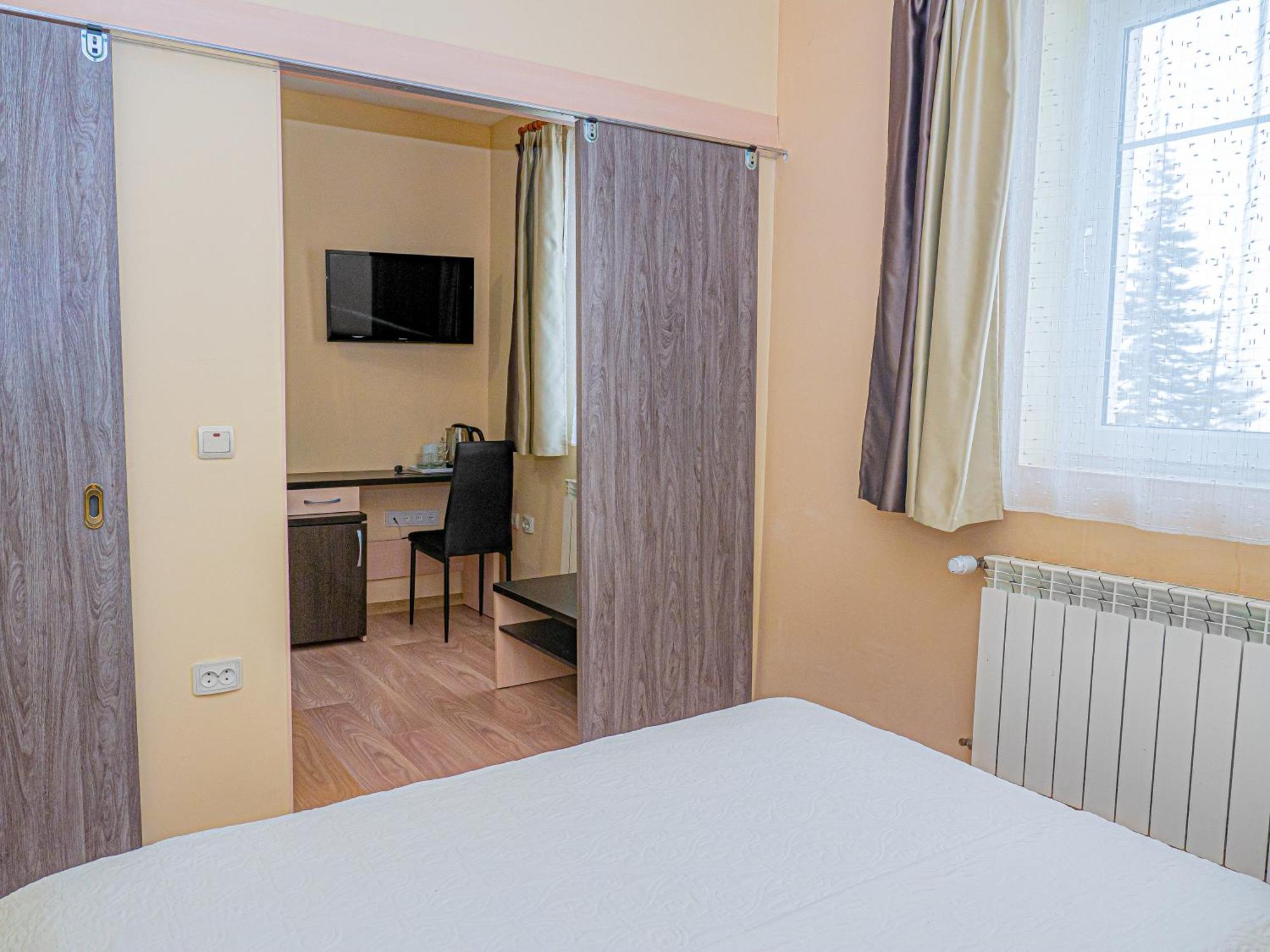 Оаза Hotell Dragobrat Exteriör bild